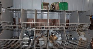 lot 72 image: Shop Organizer Rack with Fittings and Parts