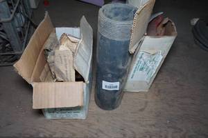 lot 525 image: Pitless Adapters