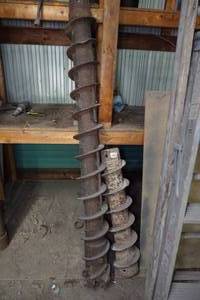 lot 80 image: Diedrich 4-14 Auger with Screen, Plus 2 Auger
