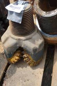 lot 542 image: Tri-Cone Drilling Bit - 6 Diameter