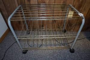 lot 522 image: Rolling Wire Rack