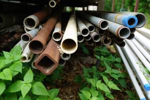 lot 568 image: Assorted Steel Pipe - Some Galvanized