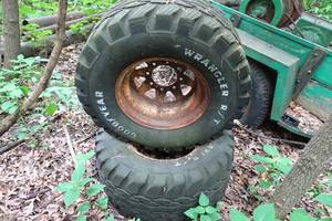 lot 451 image: Goodyear Wrangler 31 Tires on Steel 8-Bolt Rims