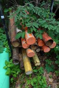 lot 458 image: Storage Rack with Heavy Duty Posts