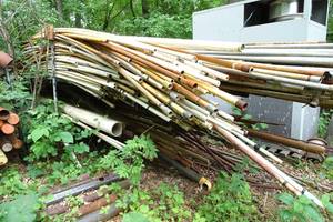lot 459 image: Storage Rack with Assorted PVC and Pipe