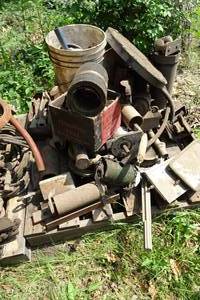 lot 490 image: Pallet of Assorted Items - Antique Wrenches, Pulleys