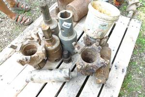 lot 561 image: 3-14 Diedrich Drilling Parts - Bits, Topper, Red Heads