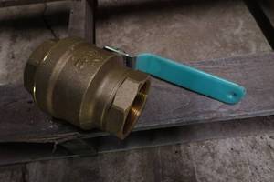 lot 123 image: NEW Kitz 2 Brass Ball Valve