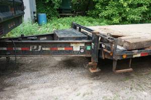 lot 1D image: 2017 PJ 27 Double Axle Dually Trailer - 26,000 Lb