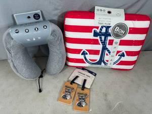 New Memory Foam Cushion, Neck Pillow, Luggage Tags