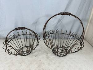 2 Metal Baskets
