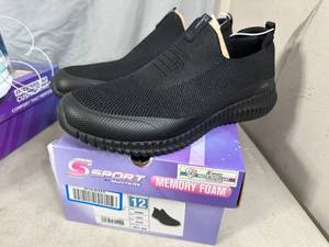 New Skechers Memory Foam Shoes - Size 12