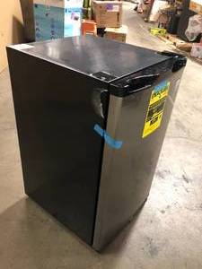 lot 11 image: Avanti 4.4 cu. ft. Compact Mini Fridge with Freezer in Stainless Steel Customer Returns See Pictures