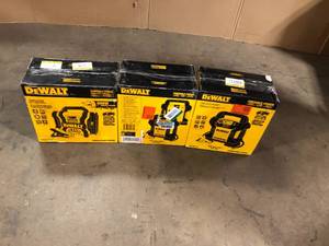 lot 19 image: 3 Lots of Dewalt Portable Power Starters Customer Returns See Pictures