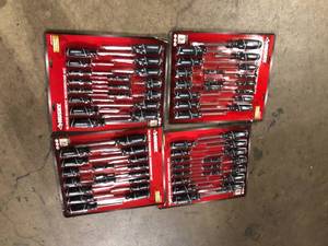 lot 32 image: Lot of Husky Magnetic Screwdriver Set 18-Piece  Customer Returns See Pictures