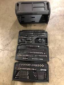 lot 41 image: Husky Mechanics Tool Set (270-Piece)  Customer Returns See Pictures