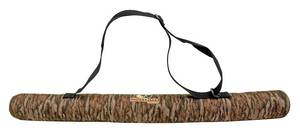 lot 64 image: The Beer and Soda Pop Can Shoulder Koozie Cooler Sling Beach Backpack - Mossy Oak