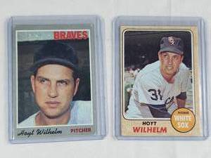 Lot fo 2 Hoyt Wilhelm 1968 Topps No. 350, 1970 Topps No. 17