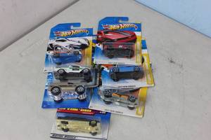 lot 73 image: 7 Hotwheels Cars - See Pictures