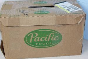lot 140 image: Case of 12 Bottles of Pacific Foods Broth