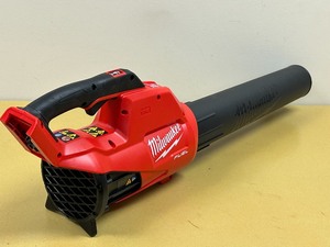 lot 8 image: Milwaukee 2724-20 Fuel M18 Handheld Blower