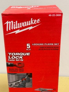 lot 30 image: Milwaukee 48-22-3695 Torque Lock 5-Piece Locking Pliers Set