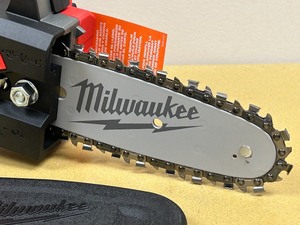 lot 50 image: Milwaukee 2527-20 M12 Fuel Hatchet 6 Pruning Saw