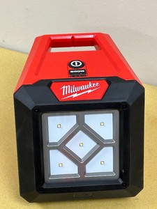 lot 70 image: Milwaukee 2364-20 Rover M12 LED Flood Light
