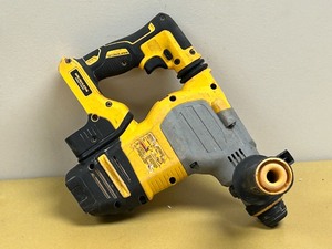 lot 77 image: DeWalt DCH293 Brushless 1 SDS Hammer Drill