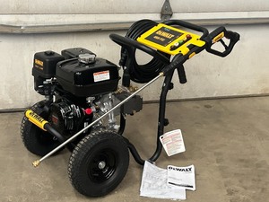 lot 1-A image: DeWalt DXPW4035 Commercial Gas-Powered Pressure Washer