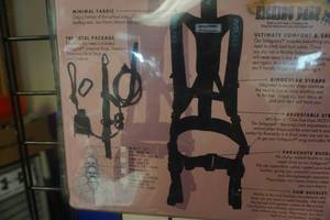 lot 10 image: Muddy Outdoors Model 50110 Youth Tree Stand Harness