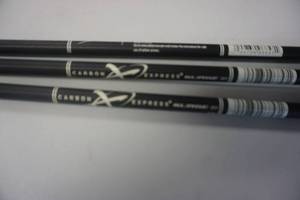 lot 76 image: 3 - Easton Carbo Express 20 Cross Bow Bolts