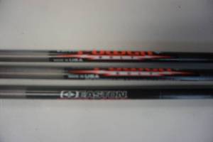lot 77 image: 3 - Easton Carbo Power 20 Cross Bow Bolts