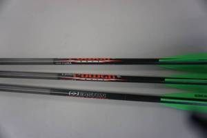 lot 78 image: 3 - Easton Carbo Power 20 Cross Bow Bolts