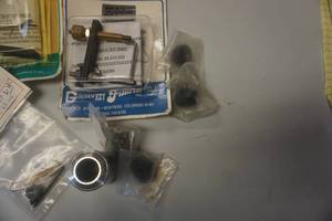 lot 182 image: Large Lot of Assorted Arrow Rests, Stabilizers and Weights