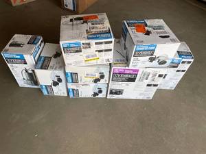 lot 23 image: Lot of Assorted Utility Pumps Various Conditions Customer Returns See Pictures