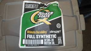 lot 262 image: Quaker State Synthetic Oil, Qt. (6)