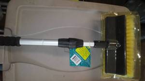 lot 273 image: Car Wash Extension Brush  New.