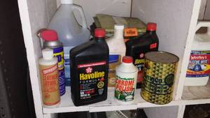 lot 287 image: Automotive Oil And More.