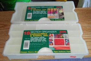 lot 334 image: Plastic Organizers (2)