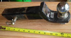 lot 346 image: Towpower Ball Mount.