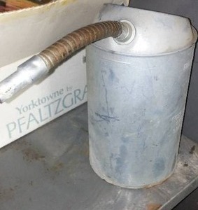 lot 363 image: Liquid Dispenser, 1 Gal.