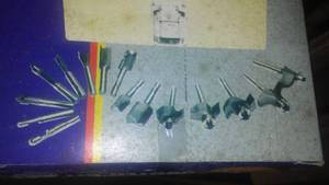 lot 420 image: New 15 Pc. Router Set.