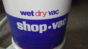 lot 734 image: Vintage Wet Dry Shop Vac Metal