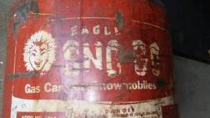 lot 467 image: Sno-Go Gas Can.