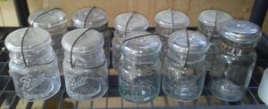 lot 480 image: Clear Glass Vintage Canning Jars (10)