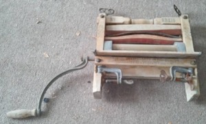 lot 729 image: Vintage Washing Machine Ringer.