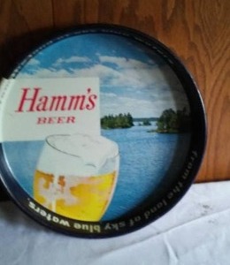 lot 553 image: Hamms Beer Tray Metal,