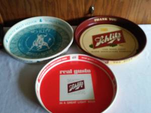lot 556 image: Schlitz Metal Beer Trays (3)