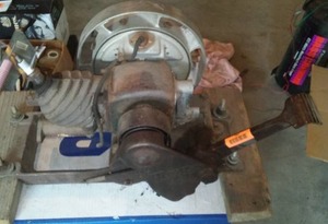 lot 782 image: Maytag Single Cylinder Kick Start